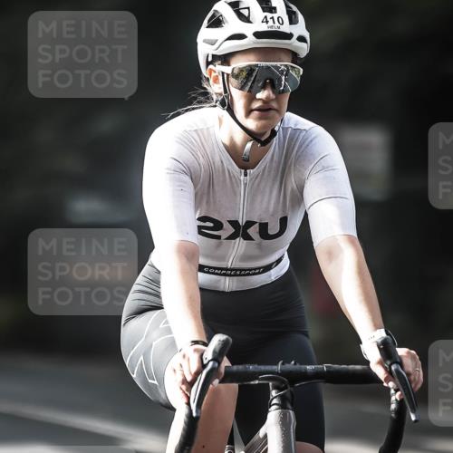 13.09.2026 - Stadtparktriathlon H.Heesch http://msf.ph/oto/10368690 13.09.2026 10:46:48 Radfahren 353, 358, 382, 392, 394, 410 meine-sportfotos.de