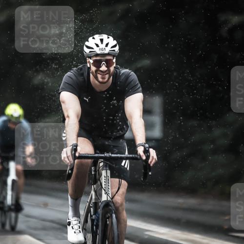 13.09.2026 - Stadtparktriathlon H.Heesch http://msf.ph/oto/10368695 13.09.2026 12:03:53 Radfahren 865, 873, 893, 1008, 1030, 1053 meine-sportfotos.de