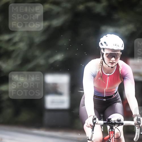 13.09.2026 - Stadtparktriathlon H.Heesch http://msf.ph/oto/10368703 13.09.2026 13:19:51 Radfahren 1348, 1409, 1458, 1512 meine-sportfotos.de