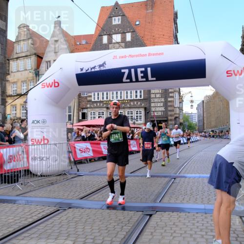 13.09.2026 - 21. swb-Marathon Bremen Tim E. http://msf.ph/oto/10368704 13.09.2026 13:05:52 Ziel 439, 1301, 1562, 1879, 3242, 3271, 5092, 5199, 5725, 6579, 7141 meine-sportfotos.de