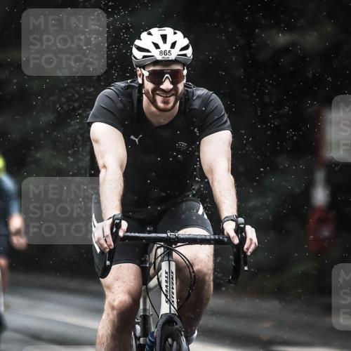 13.09.2026 - Stadtparktriathlon H.Heesch http://msf.ph/oto/10368712 13.09.2026 12:03:53 Radfahren 865, 873, 893, 1008, 1030, 1053 meine-sportfotos.de