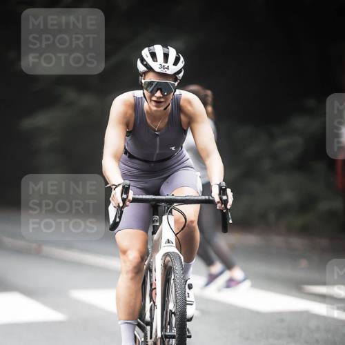 13.09.2026 - Stadtparktriathlon H.Heesch http://msf.ph/oto/10368717 13.09.2026 10:18:02 Radfahren 316, 364, 395, 421, 463 meine-sportfotos.de
