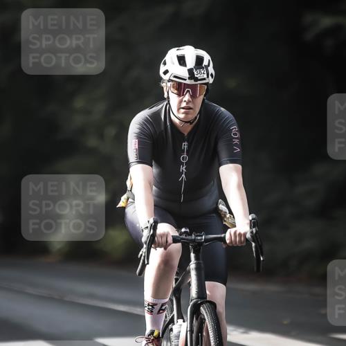 13.09.2026 - Stadtparktriathlon H.Heesch http://msf.ph/oto/10368724 13.09.2026 10:46:49 Radfahren 353, 358, 382, 392, 394, 410 meine-sportfotos.de