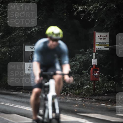 13.09.2026 - Stadtparktriathlon H.Heesch http://msf.ph/oto/10368730 13.09.2026 12:03:54 Radfahren 865, 873, 1008, 1030, 1053 meine-sportfotos.de