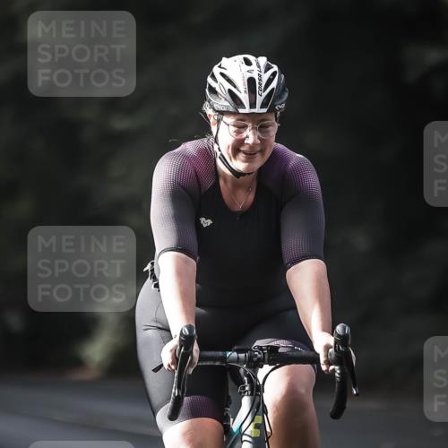 13.09.2026 - Stadtparktriathlon H.Heesch http://msf.ph/oto/10368753 13.09.2026 10:46:54 Radfahren 382, 394, 443, 468, 533 meine-sportfotos.de
