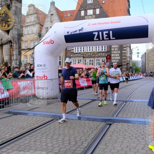 13.09.2026 - 21. swb-Marathon Bremen Tim E. http://msf.ph/oto/10368754 13.09.2026 13:05:54 Ziel 1301, 1562, 1879, 2538, 3242, 3271, 5199, 5725, 6579, 7141 meine-sportfotos.de