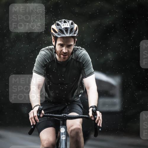 13.09.2026 - Stadtparktriathlon H.Heesch http://msf.ph/oto/10368759 13.09.2026 12:03:56 Radfahren 833, 865, 873, 958, 1008, 1030, 1053 meine-sportfotos.de
