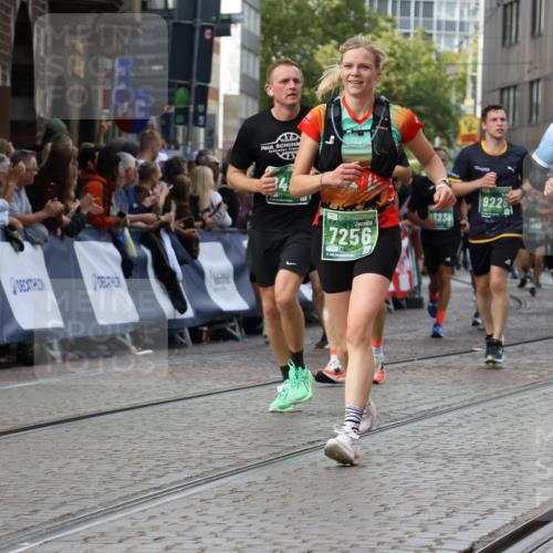 13.09.2026 - 21. swb-Marathon Bremen Strokosch-Dieckow http://msf.ph/oto/10368766 13.09.2026 13:36:02 Ziel 156, 318, 532, 607, 3087, 3226, 3485, 3704, 3780, 3857, 4048, 4326, 5071, 5308, 5381, 5467, 5468, 5584, 5586, 5661, 6465, 6466, 6644, 6649, 6724, 7235, 7597, 7675, 7691, 7700, 8335, 8705, 8816, 9784, 9862, 9892, 9912, 13121, 13213, 563, 1072, 1867, 2339, 2931, 2949, 3224, 3291, 3489, 4989, 5259, 5800, 6642, 6778, 6982, 7256, 7379, 7865, 8275, 8488, 8511, 8731, 8941, 9026, 9076, 9226, 9497, 9564, 13238 meine-sportfotos.de