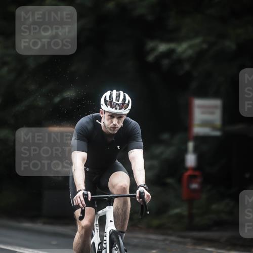 13.09.2026 - Stadtparktriathlon H.Heesch http://msf.ph/oto/10368799 13.09.2026 13:20:06 Radfahren 1339, 1340, 1352, 1507 meine-sportfotos.de