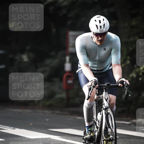 13.09.2026 - Stadtparktriathlon H.Heesch http://msf.ph/oto/10368810 13.09.2026 10:46:57 Radfahren 394, 443, 468, 533, 572 meine-sportfotos.de