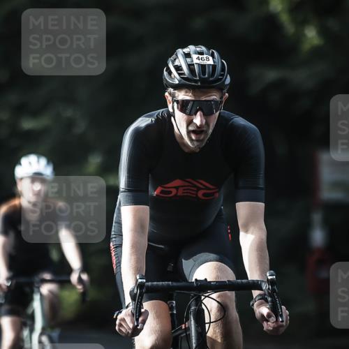 13.09.2026 - Stadtparktriathlon H.Heesch http://msf.ph/oto/10368815 13.09.2026 10:46:58 Radfahren 394, 443, 468, 533, 572 meine-sportfotos.de