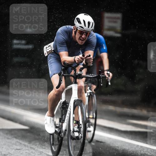 13.09.2026 - Stadtparktriathlon H.Heesch http://msf.ph/oto/10368824 13.09.2026 12:04:01 Radfahren 833, 836, 873, 958, 1060 meine-sportfotos.de