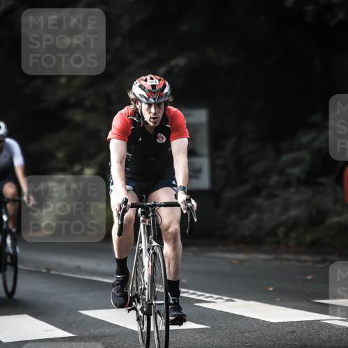 13.09.2026 - Stadtparktriathlon H.Heesch http://msf.ph/oto/10368853 13.09.2026 10:47:03 Radfahren 430, 443, 468, 473, 520, 533, 572 meine-sportfotos.de