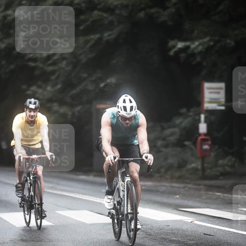 13.09.2026 - Stadtparktriathlon H.Heesch http://msf.ph/oto/10368860 13.09.2026 13:20:35 Radfahren 1293, 1322, 1323, 1333, 1401, 1430, 1467, 1505 meine-sportfotos.de