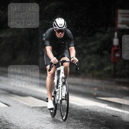 13.09.2026 - Stadtparktriathlon H.Heesch http://msf.ph/oto/10368867 13.09.2026 12:04:03 Radfahren 833, 836, 916, 958, 1004, 1048, 1060 meine-sportfotos.de