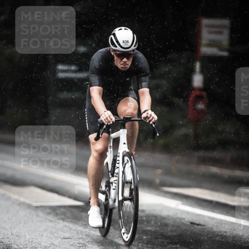 13.09.2026 - Stadtparktriathlon H.Heesch http://msf.ph/oto/10368875 13.09.2026 12:04:03 Radfahren 833, 836, 916, 958, 1004, 1048, 1060 meine-sportfotos.de