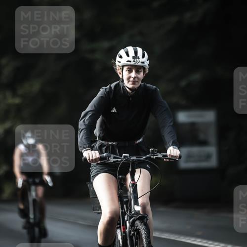 13.09.2026 - Stadtparktriathlon H.Heesch http://msf.ph/oto/10368899 13.09.2026 10:47:05 Radfahren 430, 473, 520, 572 meine-sportfotos.de