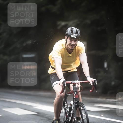 13.09.2026 - Stadtparktriathlon H.Heesch http://msf.ph/oto/10368902 13.09.2026 13:20:36 Radfahren 1293, 1322, 1323, 1333, 1401, 1430, 1467, 1505 meine-sportfotos.de