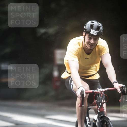 13.09.2026 - Stadtparktriathlon H.Heesch http://msf.ph/oto/10368913 13.09.2026 13:20:36 Radfahren 1293, 1322, 1323, 1333, 1401, 1430, 1467, 1505 meine-sportfotos.de