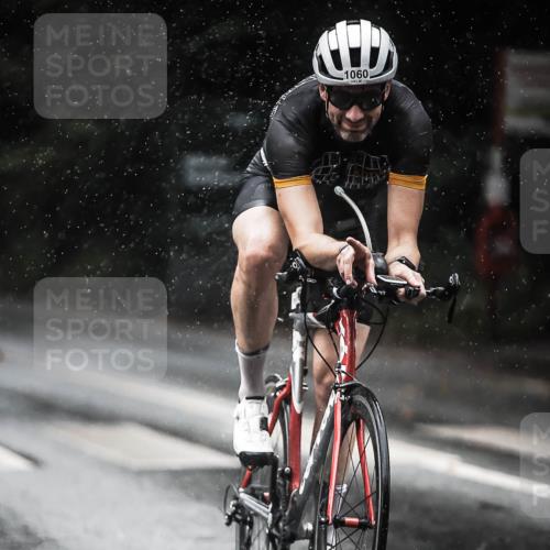 13.09.2026 - Stadtparktriathlon H.Heesch http://msf.ph/oto/10368919 13.09.2026 12:04:05 Radfahren 833, 836, 916, 958, 1004, 1048, 1060 meine-sportfotos.de