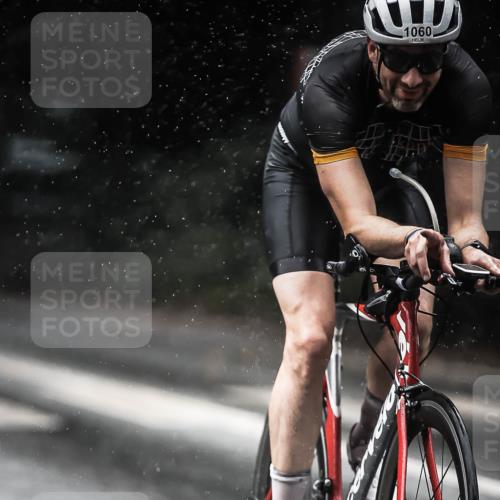 13.09.2026 - Stadtparktriathlon H.Heesch http://msf.ph/oto/10368943 13.09.2026 12:04:05 Radfahren 833, 836, 916, 958, 1004, 1048, 1060 meine-sportfotos.de