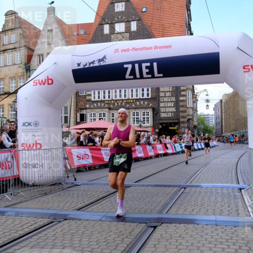13.09.2026 - 21. swb-Marathon Bremen Tim E. http://msf.ph/oto/10368946 13.09.2026 13:06:46 Ziel 474, 508, 1770, 1921, 2832, 4777, 7590, 8621, 9934, 13148 meine-sportfotos.de