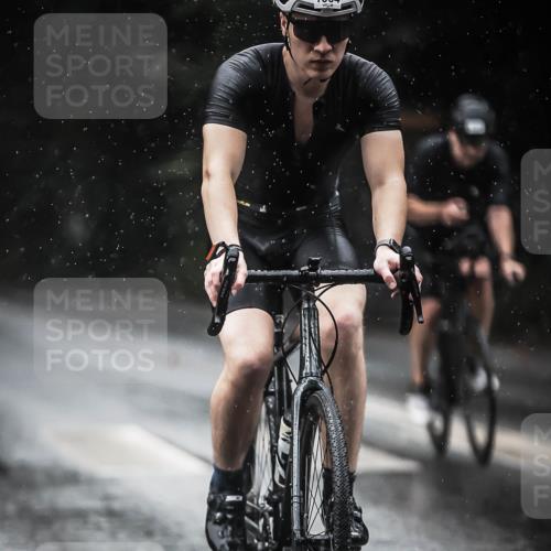 13.09.2026 - Stadtparktriathlon H.Heesch http://msf.ph/oto/10369002 13.09.2026 12:04:09 Radfahren 762, 836, 916, 972, 1004, 1048, 1060 meine-sportfotos.de