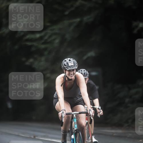 13.09.2026 - Stadtparktriathlon H.Heesch http://msf.ph/oto/10369049 13.09.2026 13:20:54 Radfahren 1218, 1346, 1377, 1378, 1420, 1433, 1436, 1444 meine-sportfotos.de