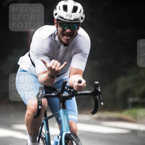 13.09.2026 - Stadtparktriathlon H.Heesch http://msf.ph/oto/10369050 13.09.2026 10:18:26 Radfahren 212, 251, 258, 261, 276, 279, 359, 389 meine-sportfotos.de
