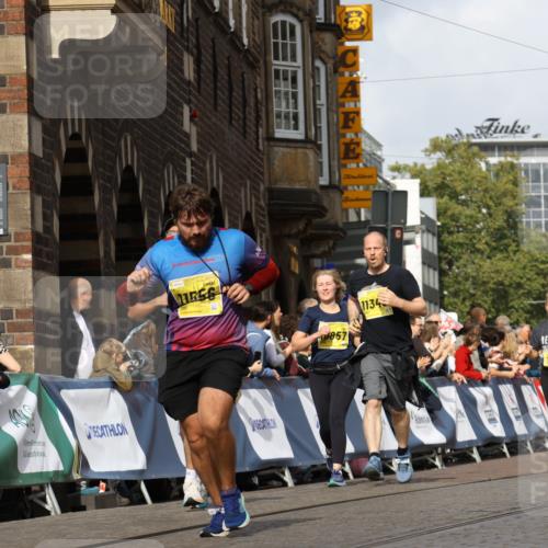13.09.2026 - 21. swb-Marathon Bremen Strokosch-Dieckow http://msf.ph/oto/10369062 13.09.2026 11:00:51 Ziel 10263, 10272, 10275, 10306, 10369, 10677, 10801, 11045, 11126, 11129, 11162, 11180, 11687, 11708, 11769, 11838, 12018, 12291, 12394, 12430, 12530, 12531, 10093, 10428, 10639, 10753, 11049, 11116, 11247, 11359, 11540, 11728, 11850, 12085, 12116, 12428 meine-sportfotos.de