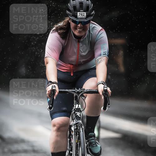 13.09.2026 - Stadtparktriathlon H.Heesch http://msf.ph/oto/10369067 13.09.2026 12:04:13 Radfahren 762, 916, 972, 1004, 1048 meine-sportfotos.de