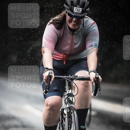 13.09.2026 - Stadtparktriathlon H.Heesch http://msf.ph/oto/10369078 13.09.2026 12:04:13 Radfahren 762, 916, 972, 1004, 1048 meine-sportfotos.de