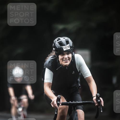 13.09.2026 - Stadtparktriathlon H.Heesch http://msf.ph/oto/10369111 13.09.2026 13:20:59 Radfahren 1218, 1220, 1346, 1378, 1402, 1404, 1436 meine-sportfotos.de