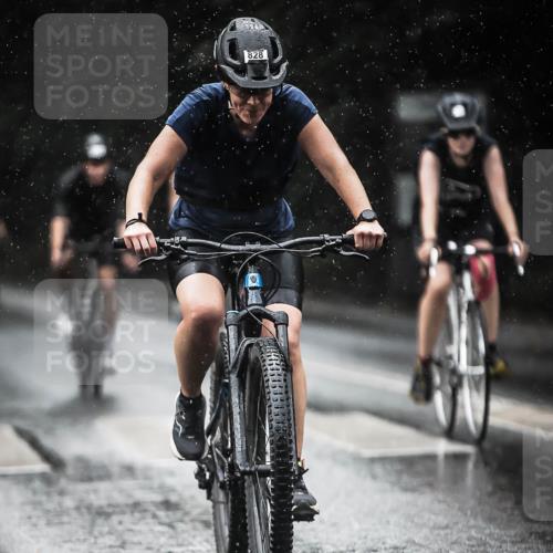 13.09.2026 - Stadtparktriathlon H.Heesch http://msf.ph/oto/10369123 13.09.2026 12:04:23 Radfahren 763, 785, 828, 857, 923, 964, 1036 meine-sportfotos.de