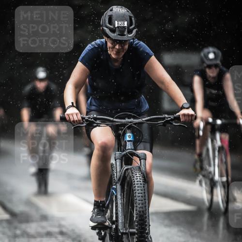 13.09.2026 - Stadtparktriathlon H.Heesch http://msf.ph/oto/10369135 13.09.2026 12:04:23 Radfahren 763, 785, 828, 857, 923, 964, 1036 meine-sportfotos.de