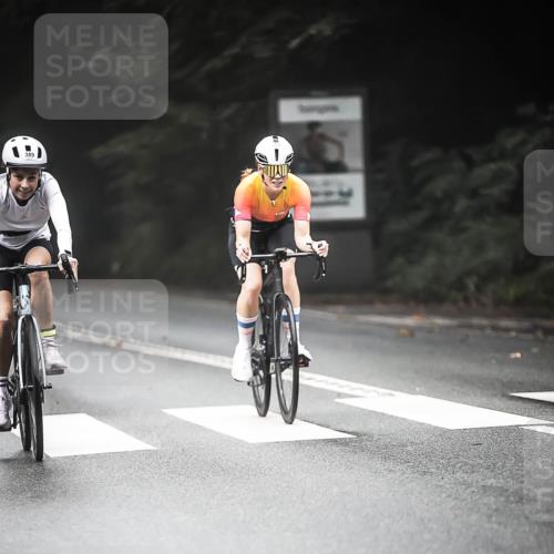 13.09.2026 - Stadtparktriathlon H.Heesch http://msf.ph/oto/10369136 13.09.2026 10:18:30 Radfahren 212, 251, 258, 276, 279, 359, 389 meine-sportfotos.de