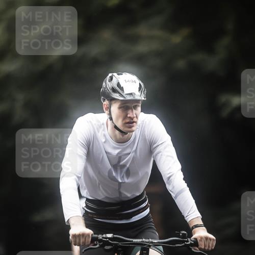 13.09.2026 - Stadtparktriathlon H.Heesch http://msf.ph/oto/10369138 13.09.2026 13:21:02 Radfahren 1218, 1220, 1369, 1378, 1402, 1404 meine-sportfotos.de