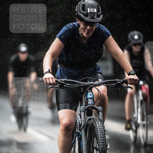 13.09.2026 - Stadtparktriathlon H.Heesch http://msf.ph/oto/10369147 13.09.2026 12:04:23 Radfahren 763, 785, 828, 857, 923, 964, 1036 meine-sportfotos.de