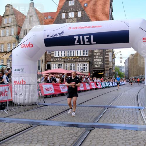 13.09.2026 - 21. swb-Marathon Bremen Tim E. http://msf.ph/oto/10369150 13.09.2026 13:06:51 Ziel 508, 788, 1770, 1921, 2832, 3910, 4777, 5238, 6951, 7590, 8621, 13148 meine-sportfotos.de