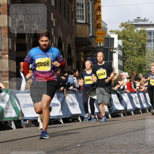 13.09.2026 - 21. swb-Marathon Bremen Strokosch-Dieckow http://msf.ph/oto/10369152 13.09.2026 11:00:51 Ziel 10263, 10272, 10275, 10306, 10369, 10677, 10801, 11045, 11126, 11129, 11162, 11180, 11687, 11708, 11769, 11838, 12018, 12291, 12394, 12430, 12530, 12531, 10093, 10428, 10639, 10753, 11049, 11116, 11247, 11359, 11540, 11728, 11850, 12085, 12116, 12428 meine-sportfotos.de