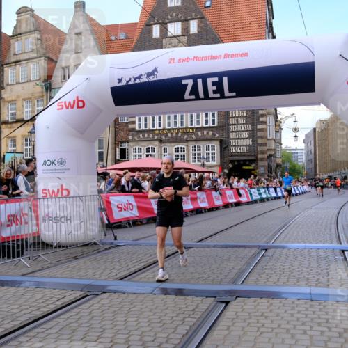 13.09.2026 - 21. swb-Marathon Bremen Tim E. http://msf.ph/oto/10369160 13.09.2026 13:06:51 Ziel 508, 788, 1770, 1921, 2832, 3910, 4777, 5238, 6951, 7590, 8621, 13148 meine-sportfotos.de