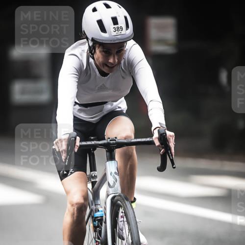 13.09.2026 - Stadtparktriathlon H.Heesch http://msf.ph/oto/10369194 13.09.2026 10:18:32 Radfahren 251, 279, 359, 389, 444 meine-sportfotos.de