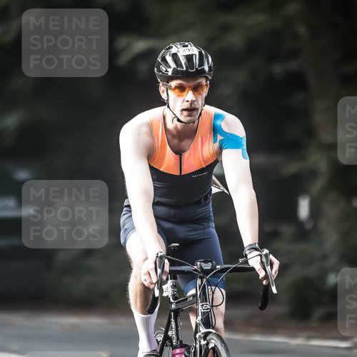 13.09.2026 - Stadtparktriathlon H.Heesch http://msf.ph/oto/10369200 13.09.2026 10:47:40 Radfahren 415, 470, 489, 493, 498, 506, 561 meine-sportfotos.de