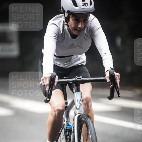13.09.2026 - Stadtparktriathlon H.Heesch http://msf.ph/oto/10369203 13.09.2026 10:18:32 Radfahren 251, 279, 359, 389, 444 meine-sportfotos.de