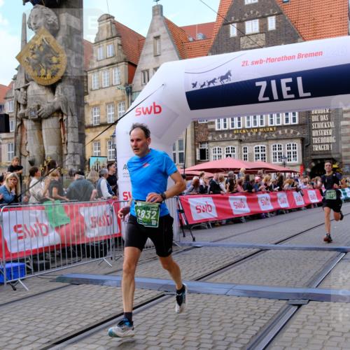 13.09.2026 - 21. swb-Marathon Bremen Tim E. http://msf.ph/oto/10369282 13.09.2026 13:06:56 Ziel 508, 521, 788, 1009, 1770, 1921, 2832, 3910, 4777, 5238, 6784, 6951, 7590, 8580 meine-sportfotos.de