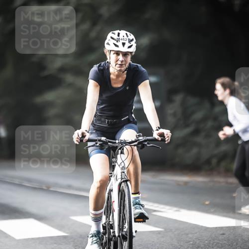 13.09.2026 - Stadtparktriathlon H.Heesch http://msf.ph/oto/10369315 13.09.2026 10:47:53 Radfahren 378, 428, 462 meine-sportfotos.de