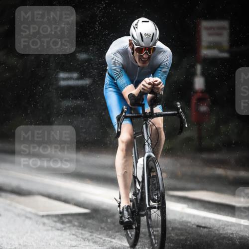 13.09.2026 - Stadtparktriathlon H.Heesch http://msf.ph/oto/10369316 13.09.2026 12:04:31 Radfahren 785, 842, 923, 953, 962, 964, 1047 meine-sportfotos.de