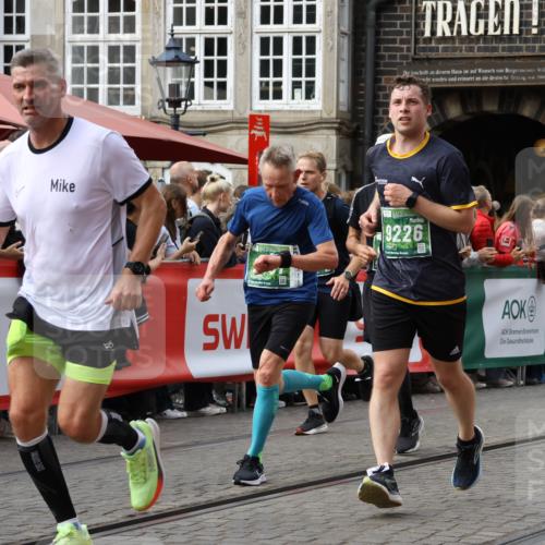 13.09.2026 - 21. swb-Marathon Bremen Strokosch-Dieckow http://msf.ph/oto/10369346 13.09.2026 13:36:10 Ziel 318, 532, 607, 2565, 3026, 3056, 3087, 3226, 3454, 3485, 3704, 3780, 3857, 4016, 4048, 5026, 5071, 5157, 5276, 5308, 5381, 5467, 5468, 5584, 5586, 5816, 6159, 6649, 6724, 6874, 7036, 7235, 7385, 7675, 7691, 7804, 8145, 8335, 8705, 8816, 9243, 9784, 9862, 9892, 9912, 13121, 13179, 13213, 2339, 2692, 2700, 2949, 3410, 3591, 4049, 4643, 4989, 5800, 6642, 6778, 7379, 7865, 8511, 8731, 8941, 9026, 9427, 9564, 13038, 13238 meine-sportfotos.de