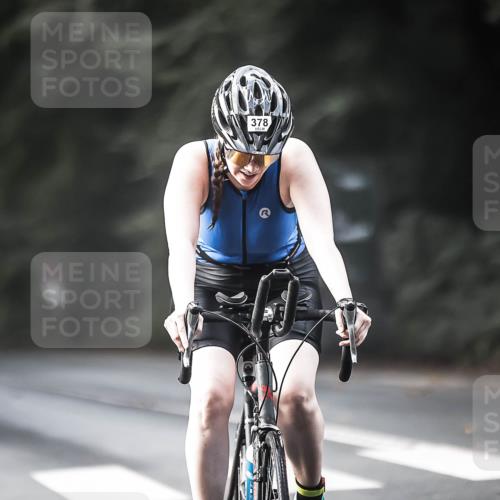 13.09.2026 - Stadtparktriathlon H.Heesch http://msf.ph/oto/10369353 13.09.2026 10:47:55 Radfahren 378, 413, 428, 462 meine-sportfotos.de