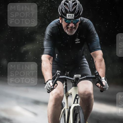 13.09.2026 - Stadtparktriathlon H.Heesch http://msf.ph/oto/10369369 13.09.2026 12:04:33 Radfahren 785, 842, 953, 962, 1047 meine-sportfotos.de